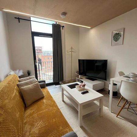Modern 1-Bed Duplex+Balcony Apartment Manchester Exterior photo
